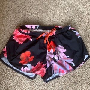 Old Navy Active shorts, like new